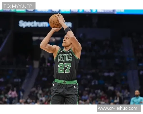 沃尔什强调队友间的沟通能提升信心并不断增强默契合作