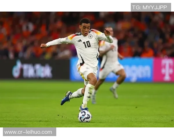 德国队宣布斯图加特前锋勒威林因伤退出集训备战新赛季